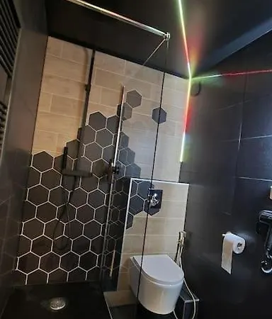 Luxueux Appartement Love Avec Sauna Straatsburg Buitenkant foto