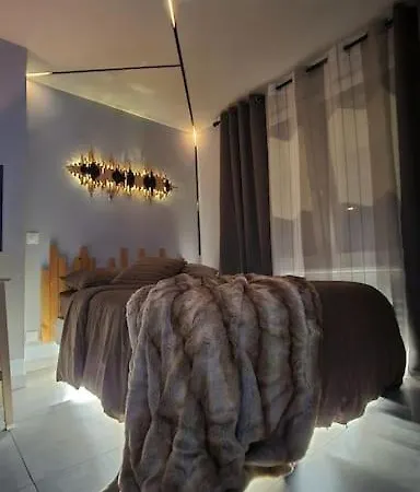 Luxueux Appartement Love Avec Sauna Straatsburg Buitenkant foto